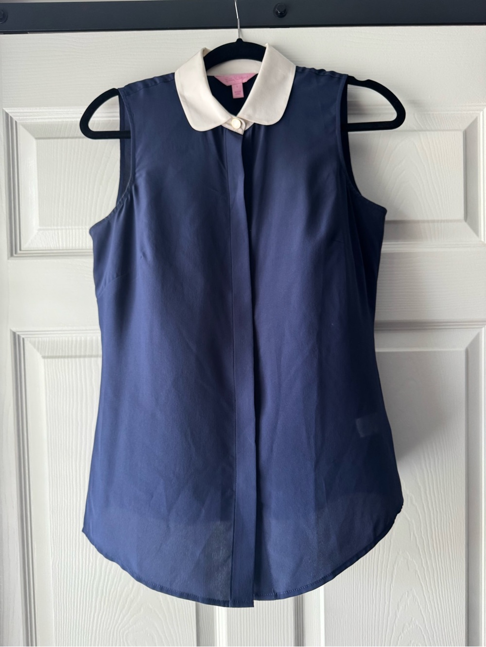 Lilly Pulitzer Andria 100% Silk Navy Sleeveless Blouse size S